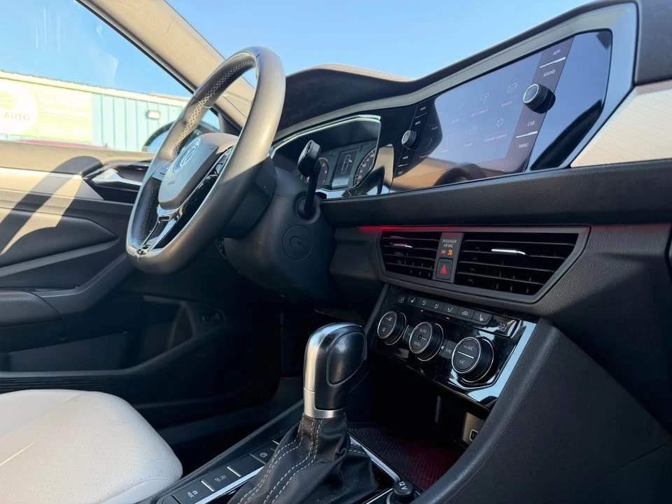 2019 Volkswagen A7 Jetta - Image 12 of 14