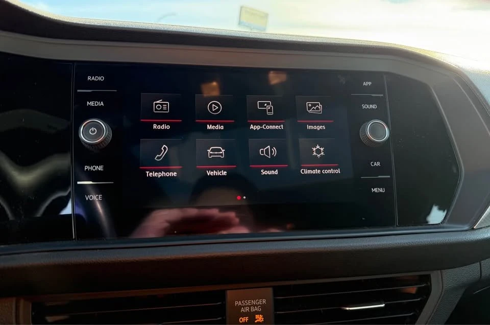2019 Volkswagen A7 Jetta - Image 11 of 14