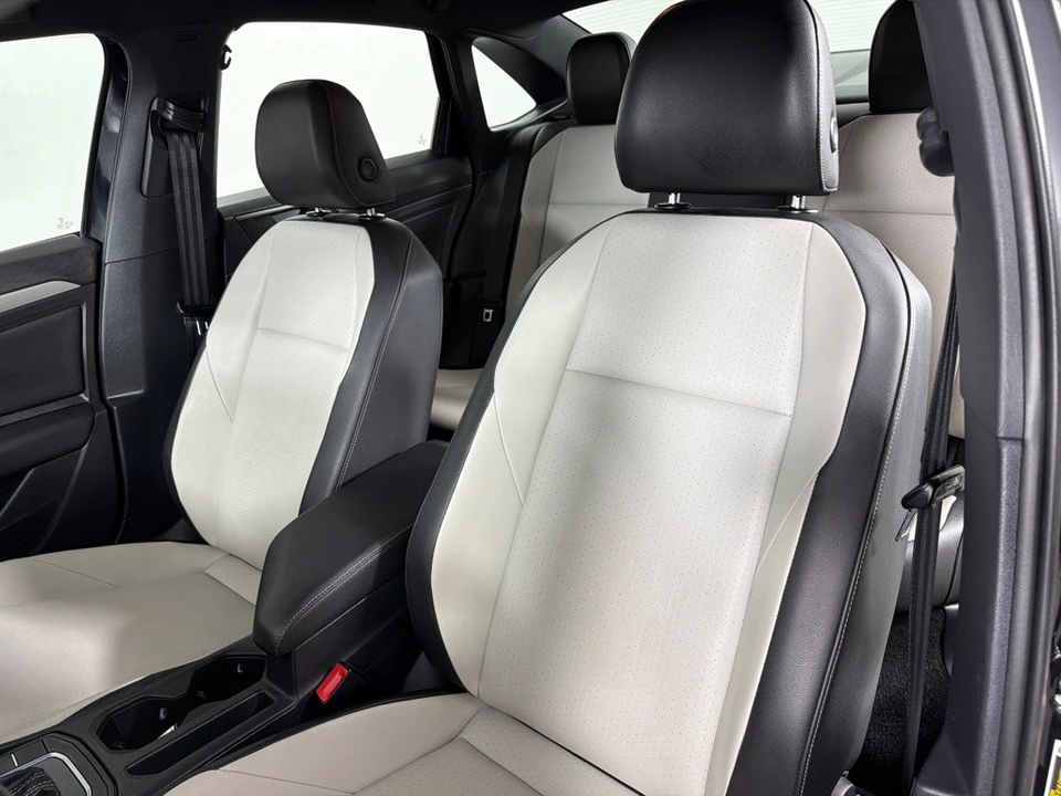 2019 Volkswagen A7 Jetta - Image 13 of 21
