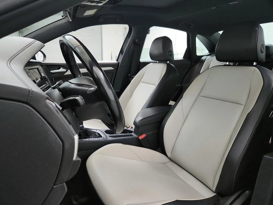 2019 Volkswagen A7 Jetta - Image 14 of 21