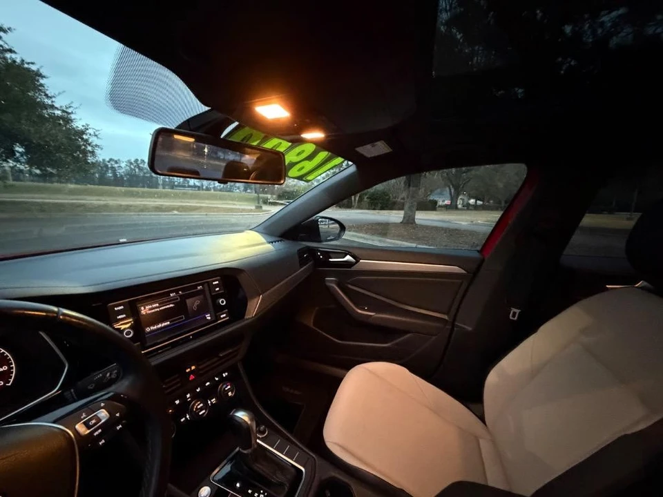 2019 Volkswagen A7 Jetta - Image 10 of 21