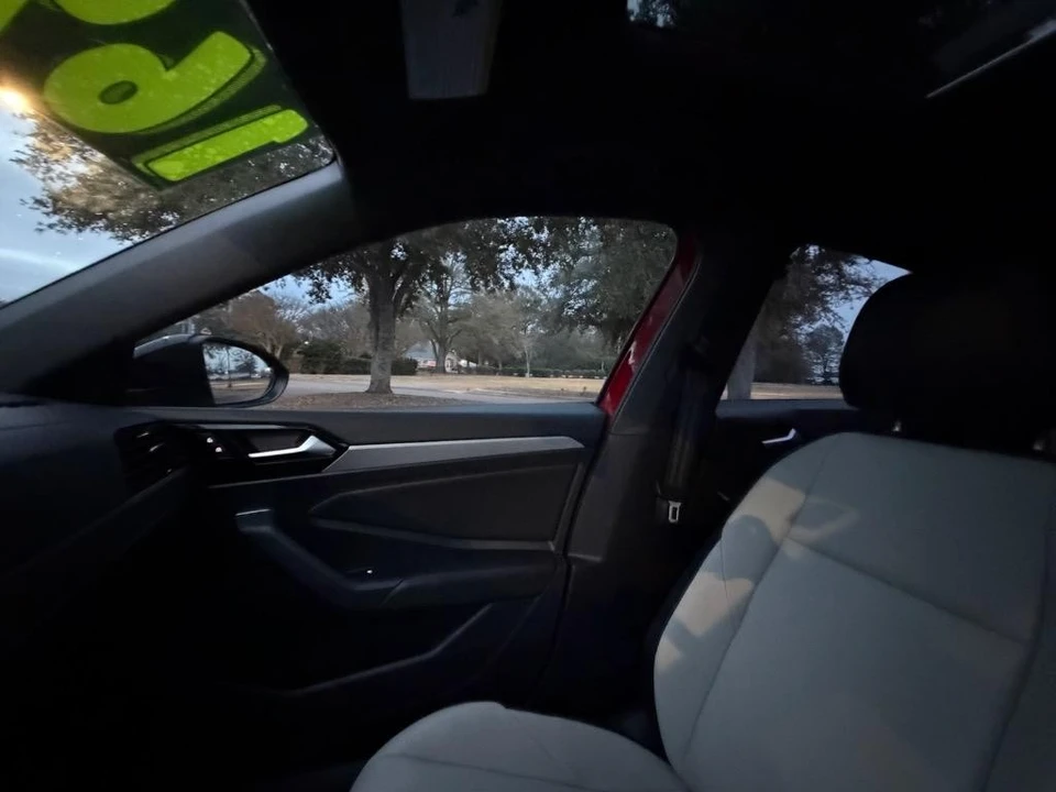 2019 Volkswagen A7 Jetta - Image 17 of 21