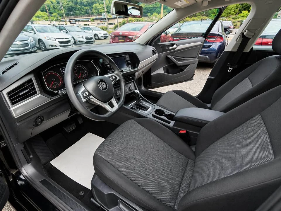 2019 Volkswagen A7 Jetta - Image 7 of 13