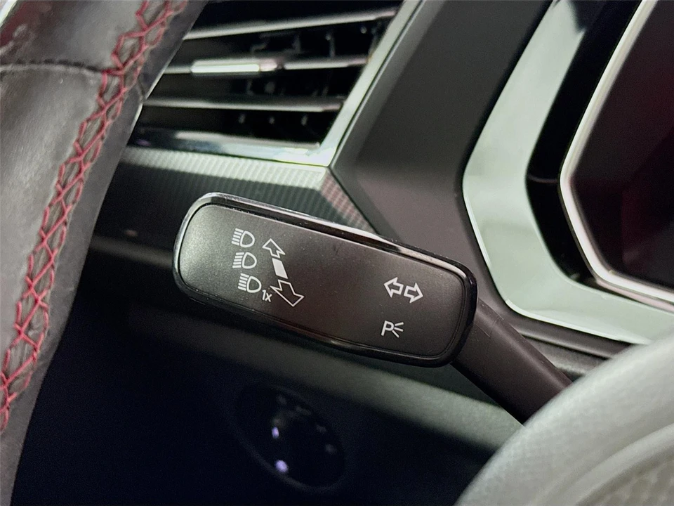 2019 Volkswagen A7 Jetta - Image 3 of 14