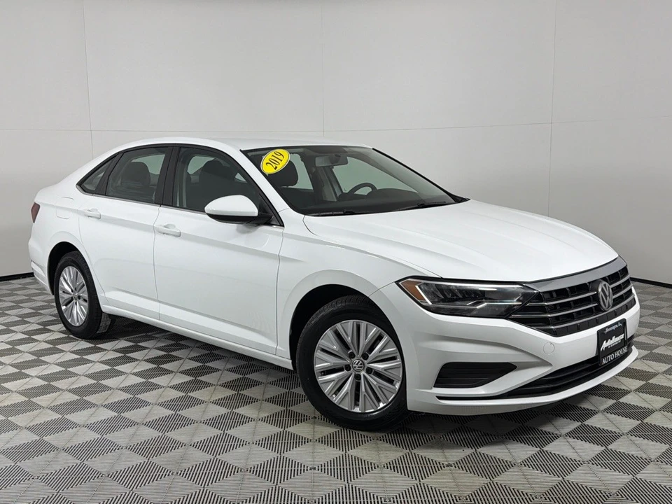 2019 Volkswagen A7 Jetta - Image 2 of 12