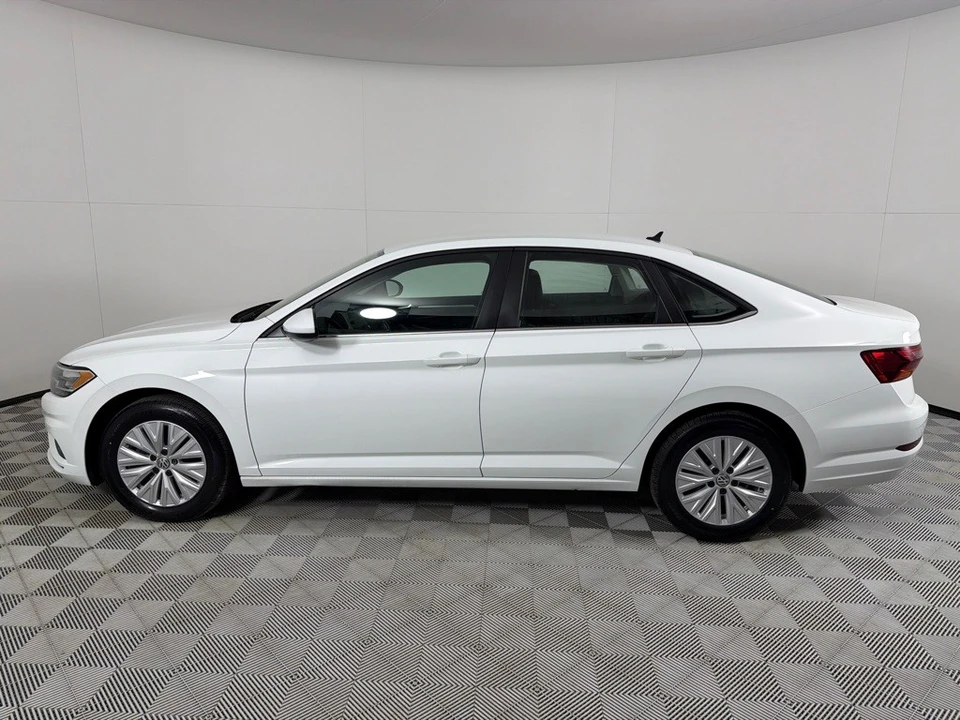 2019 Volkswagen A7 Jetta - Image 6 of 12
