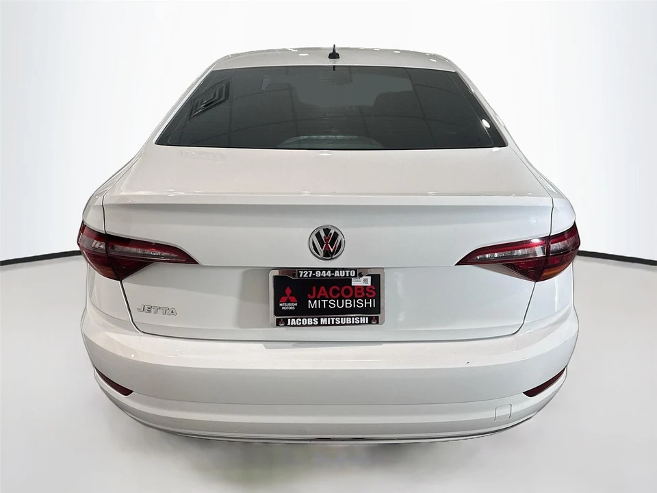 2019 Volkswagen A7 Jetta - Image 4 of 16