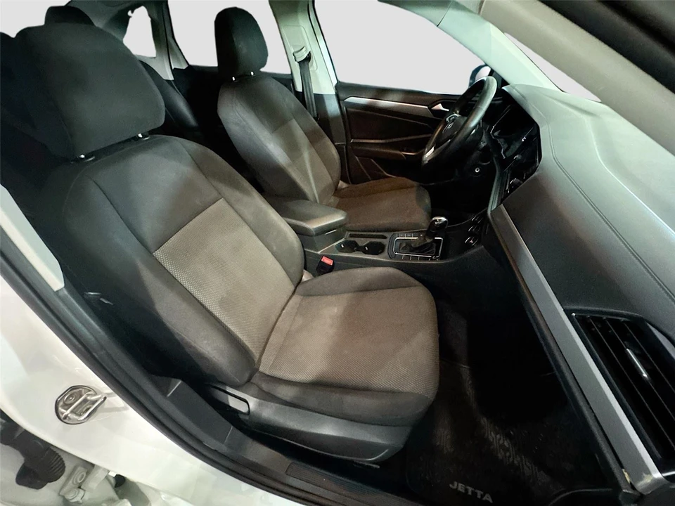2019 Volkswagen A7 Jetta - Image 15 of 16
