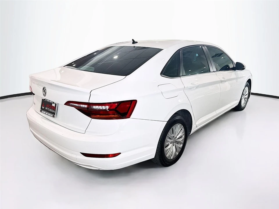 2019 Volkswagen A7 Jetta - Image 5 of 16