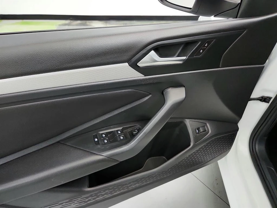 2019 Volkswagen A7 Jetta - Image 20 of 21