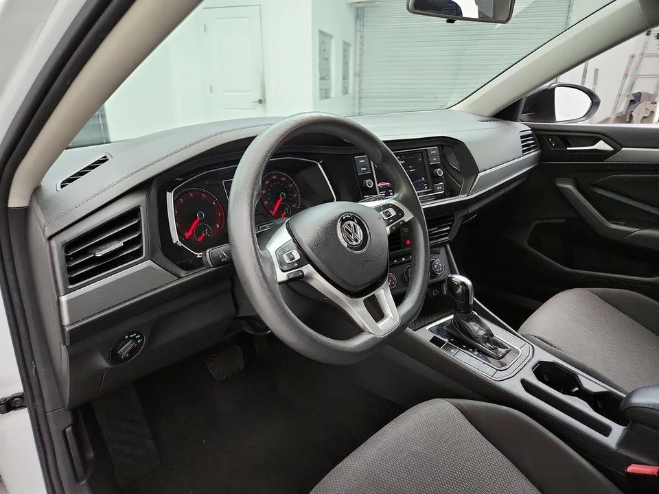 2019 Volkswagen A7 Jetta - Image 13 of 21