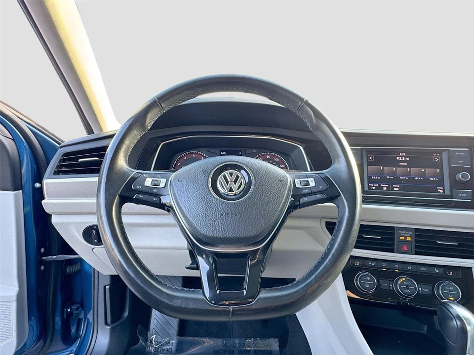 2019 Volkswagen A7 Jetta - Image 10 of 21