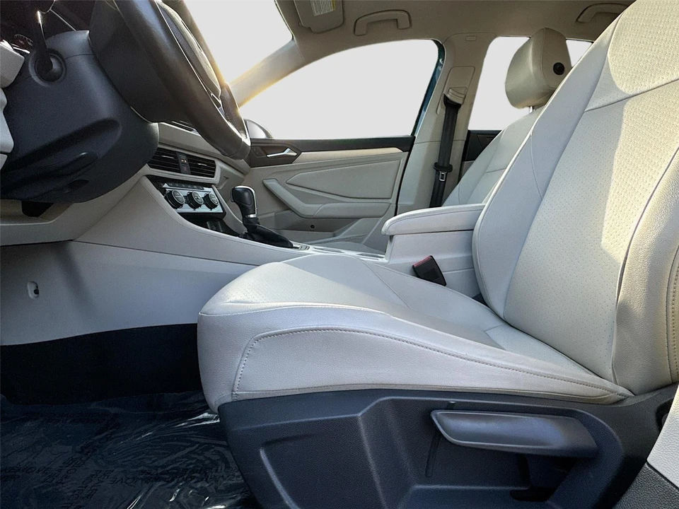 2019 Volkswagen A7 Jetta - Image 18 of 21