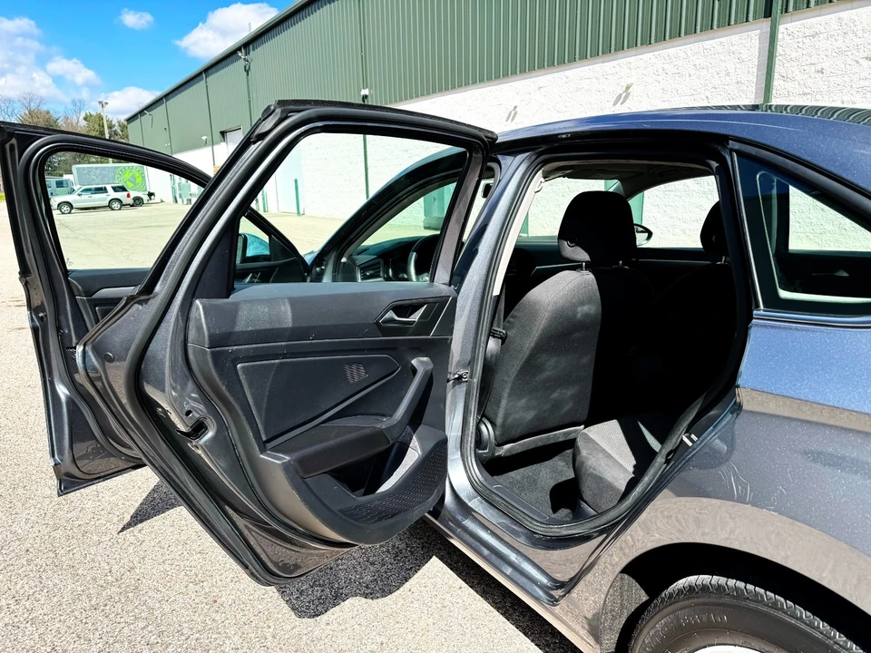 2019 Volkswagen A7 Jetta - Image 12 of 21