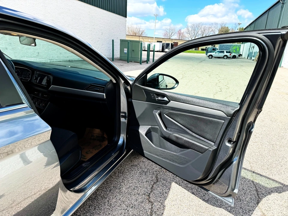 2019 Volkswagen A7 Jetta - Image 13 of 21