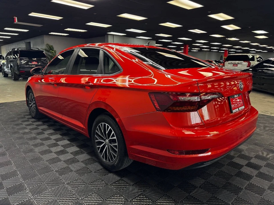 2019 Volkswagen A7 Jetta - Image 9 of 12