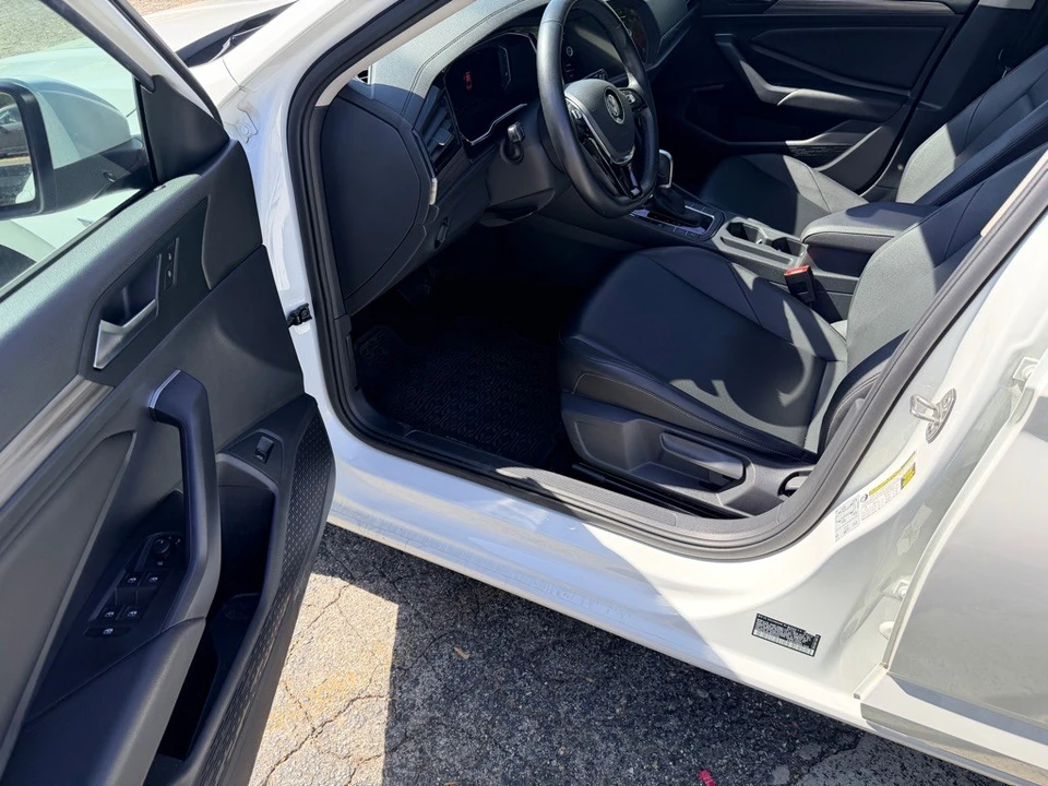 2019 Volkswagen A7 Jetta - Image 11 of 19