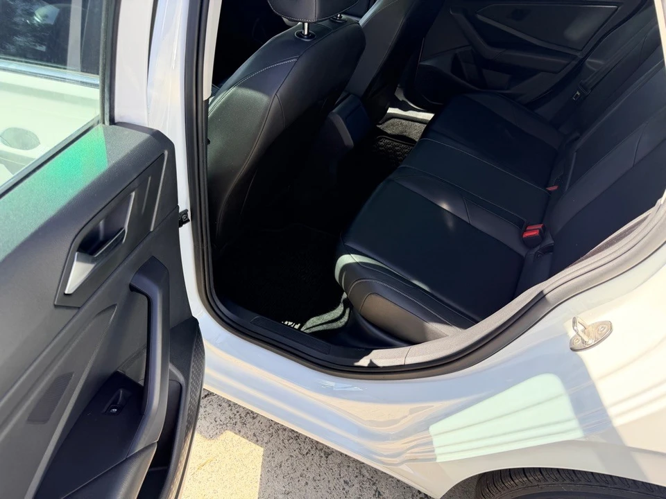 2019 Volkswagen A7 Jetta - Image 12 of 19