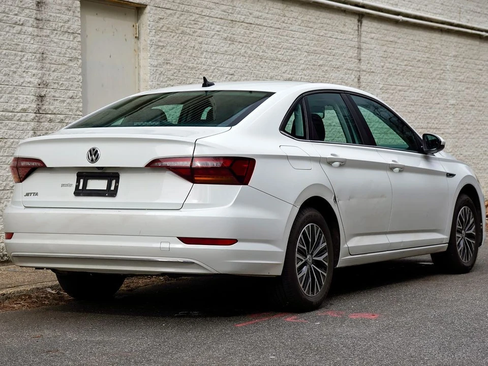 2019 Volkswagen A7 Jetta - Image 7 of 12