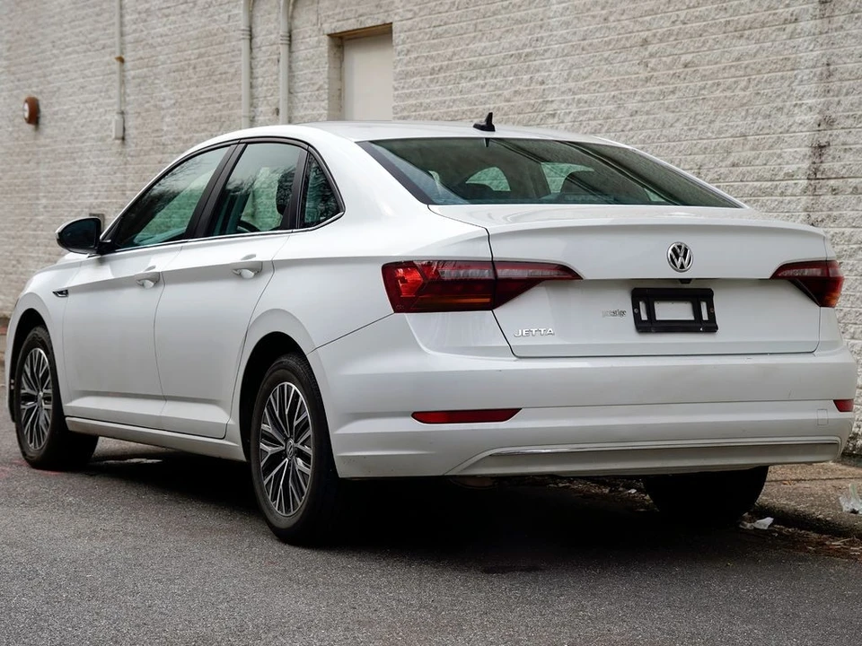 2019 Volkswagen A7 Jetta - Image 4 of 12