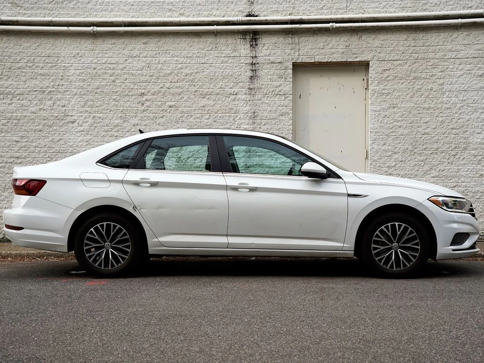 2019 Volkswagen A7 Jetta - Image 8 of 12