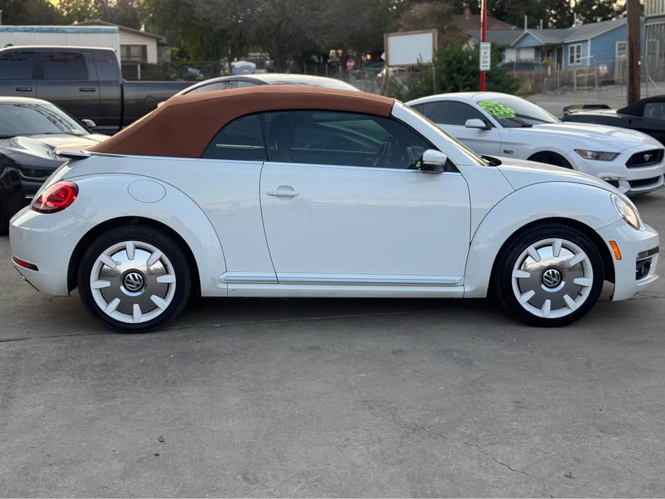 2019 Volkswagen A5 Beetle - Image 8 of 16