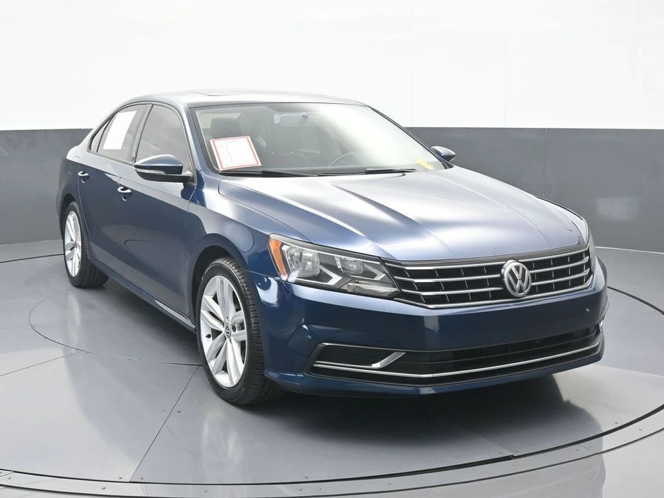 2019 Volkswagen Passat - Image 9 of 12