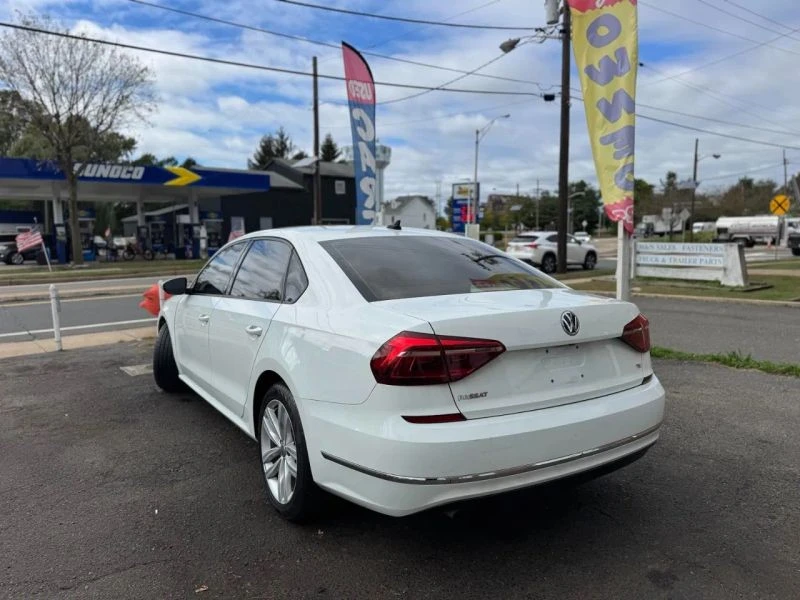 2019 Volkswagen Passat - Image 11 of 12