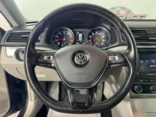 2019 Volkswagen Passat - Image 13 of 21