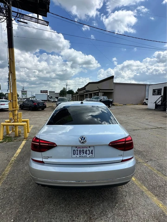2019 Volkswagen Passat - Image 5 of 10