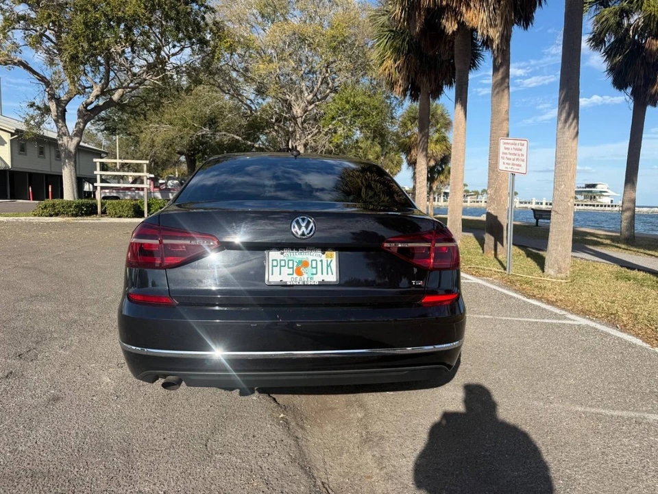 2019 Volkswagen Passat - Image 7 of 21