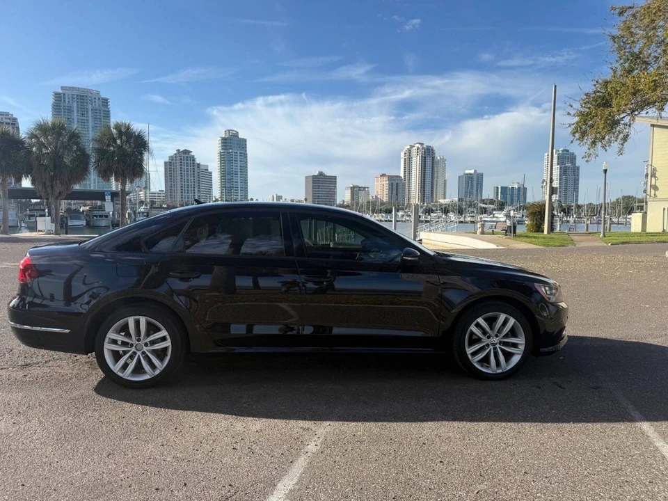 2019 Volkswagen Passat - Image 19 of 21
