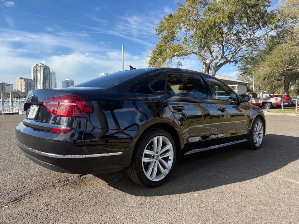2019 Volkswagen Passat - Image 4 of 21