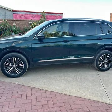 2019 Volkswagen Tiguan 2.0T R-Line 4Motion Sport Utility 4D