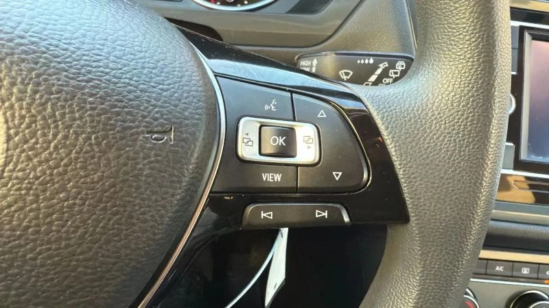 2019 Volkswagen Tiguan - Image 11 of 12