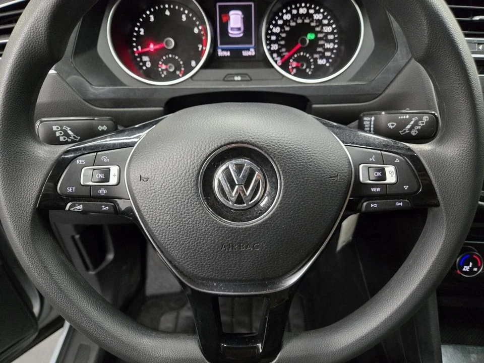 2019 Volkswagen Tiguan - Image 15 of 21