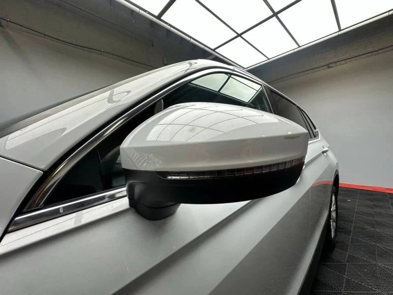 2019 Volkswagen Tiguan - Image 9 of 12