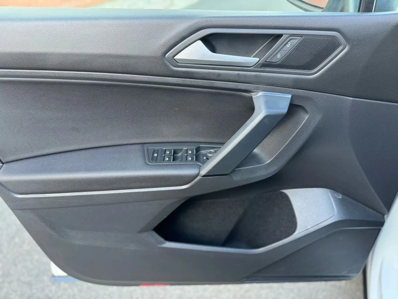 2019 Volkswagen Tiguan - Image 12 of 12