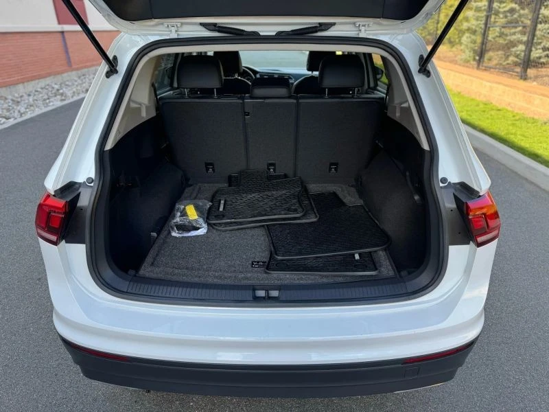 2019 Volkswagen Tiguan - Image 10 of 12