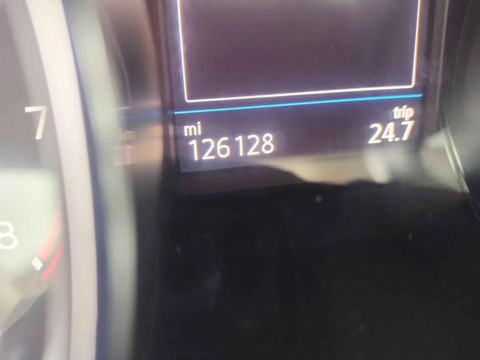 2019 Volkswagen Tiguan - Image 8 of 13