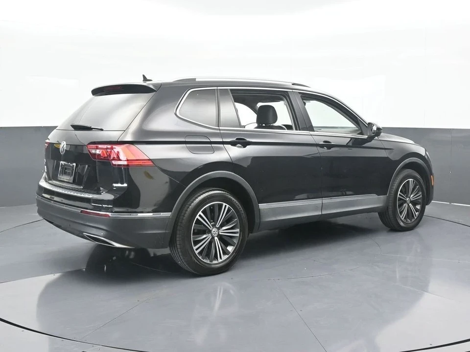 2019 Volkswagen Tiguan - Image 6 of 12