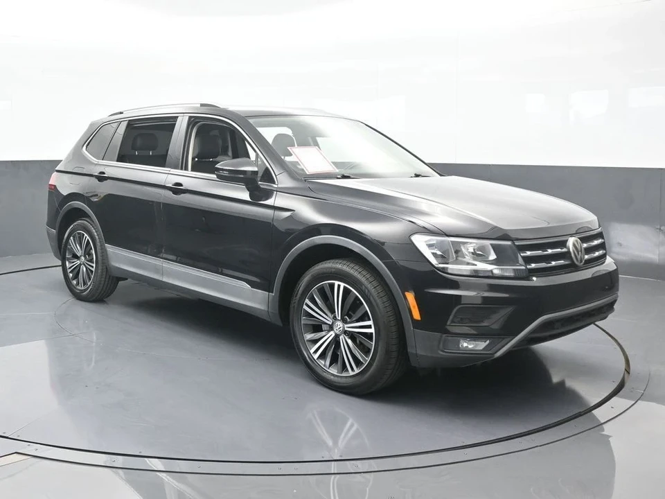 2019 Volkswagen Tiguan - Image 8 of 12