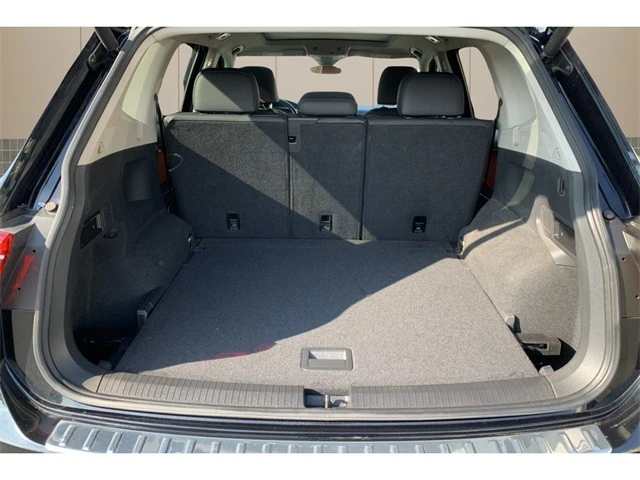 2019 Volkswagen Tiguan - Image 12 of 12
