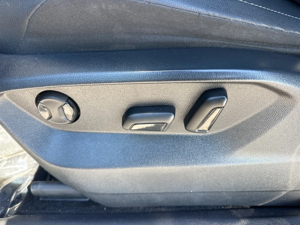 2019 Volkswagen Tiguan - Image 10 of 12