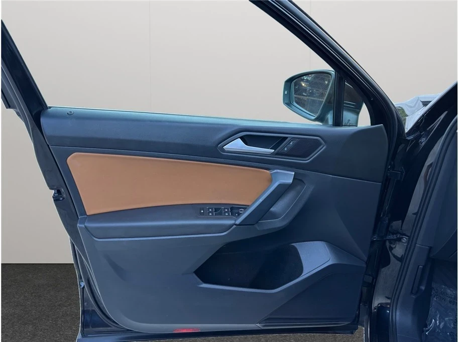 2019 Volkswagen Tiguan - Image 19 of 21