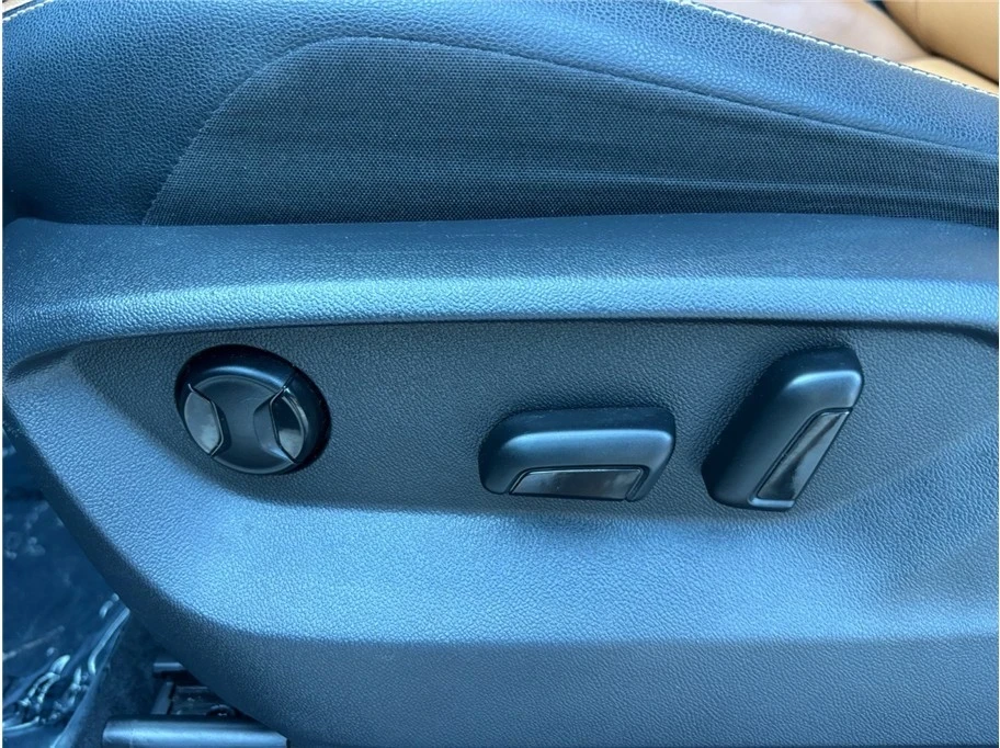 2019 Volkswagen Tiguan - Image 18 of 21