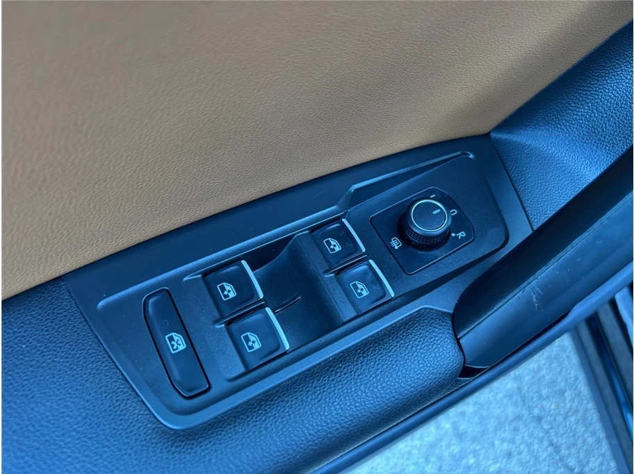 2019 Volkswagen Tiguan - Image 20 of 21
