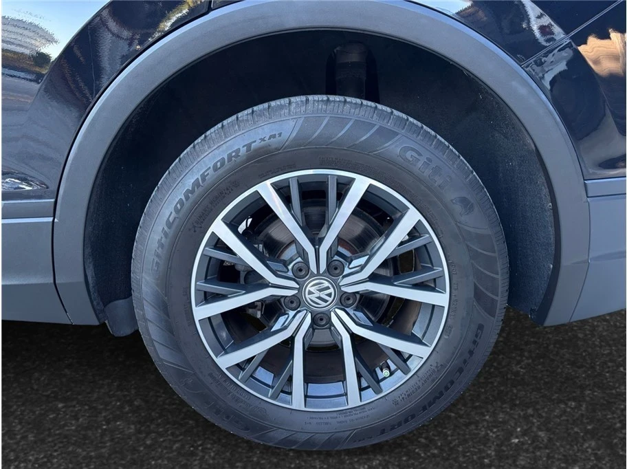 2019 Volkswagen Tiguan - Image 13 of 21