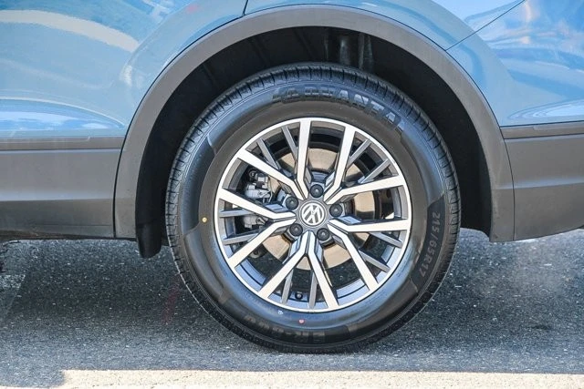 2019 Volkswagen Tiguan - Image 9 of 12