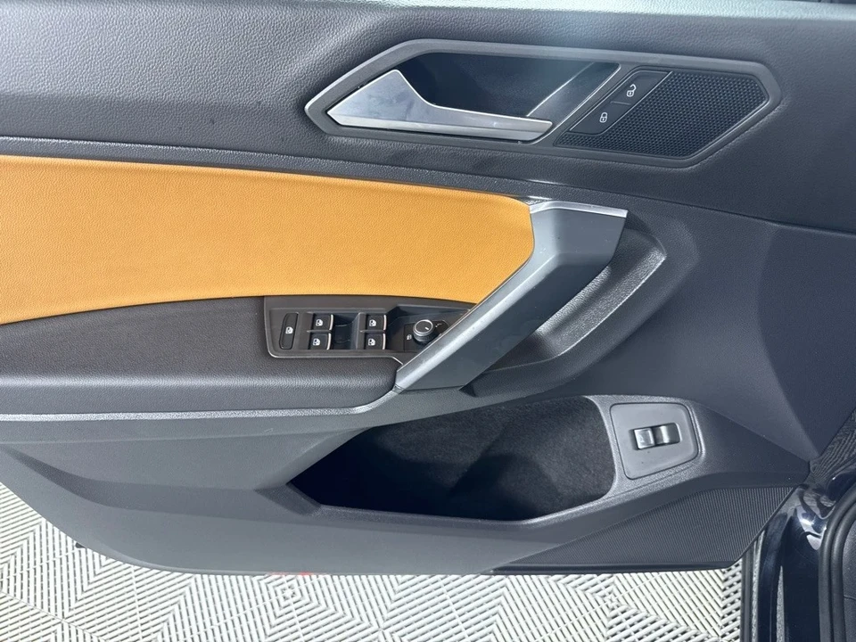 2019 Volkswagen Tiguan - Image 12 of 12